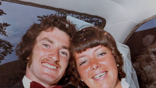 Tinryland couple celebrate golden wedding anniversary Tinryland couple celebrate golden wedding anniversary