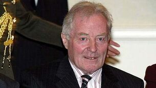 Alarm at lack of plan as algae resurfaces on the North's largest fresh water lake Alarm at lack of plan as algae resurfaces on the North's largest fresh water lake