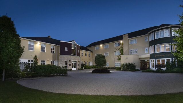Seven Oaks Hotel goes on market seeking more than €7.5 million Seven Oaks Hotel goes on market seeking more than €7.5 million