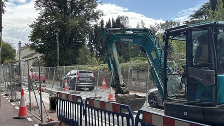 Water works causing traffic delays on Kilkenny road in Carlow Water works causing traffic delays on Kilkenny road in Carlow