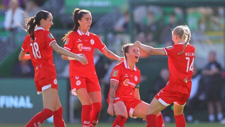 Kelly's Shels beat Athlone to lift FAI Cup Kelly's Shels beat Athlone to lift FAI Cup
